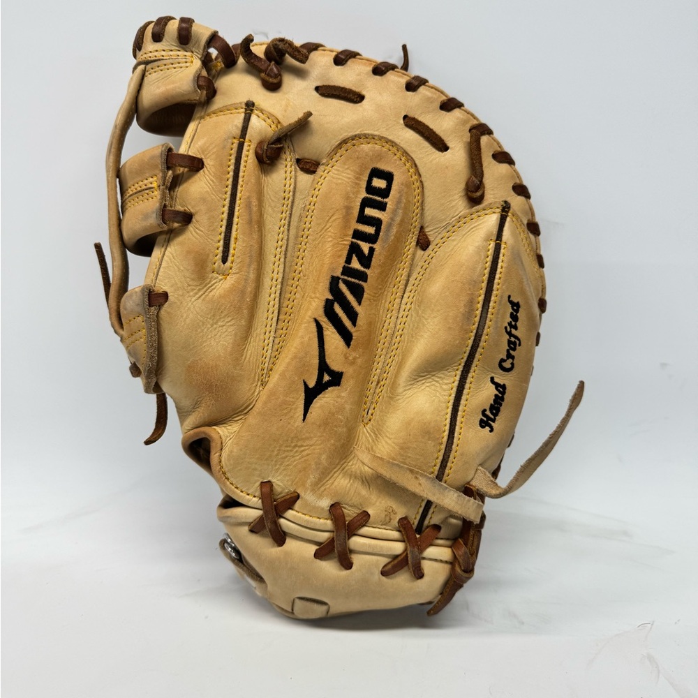 Mizuno Cream Baseball Glove with Brown Laces